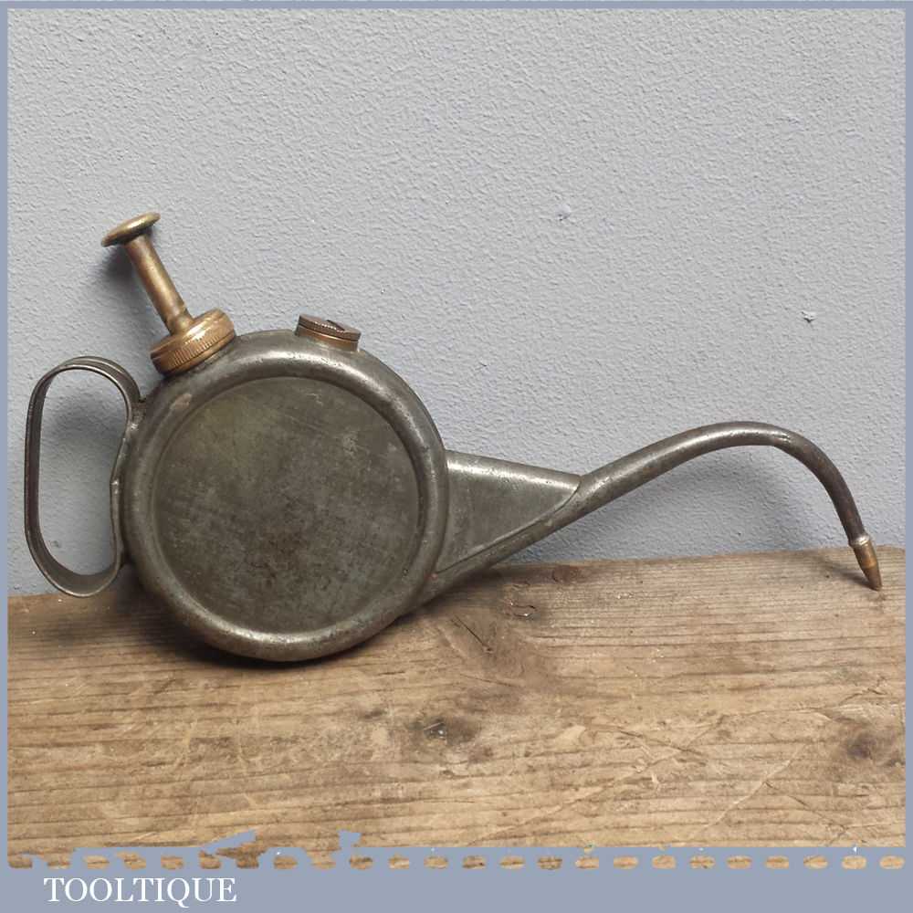 Vintage Banjo Type Oil can – Old Pump Action Oiler