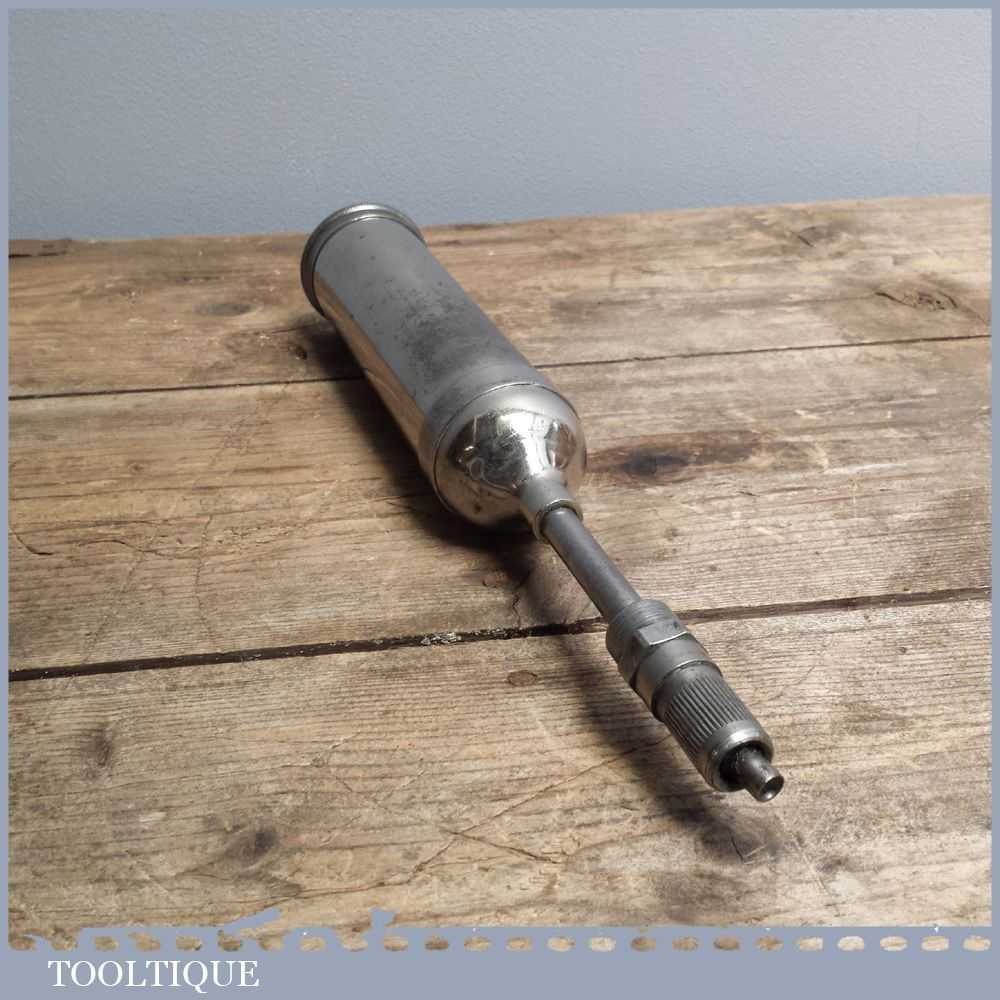 Good Vintage 11" Tecalemit Grease Gun With Directional Nib - Automotive Tool